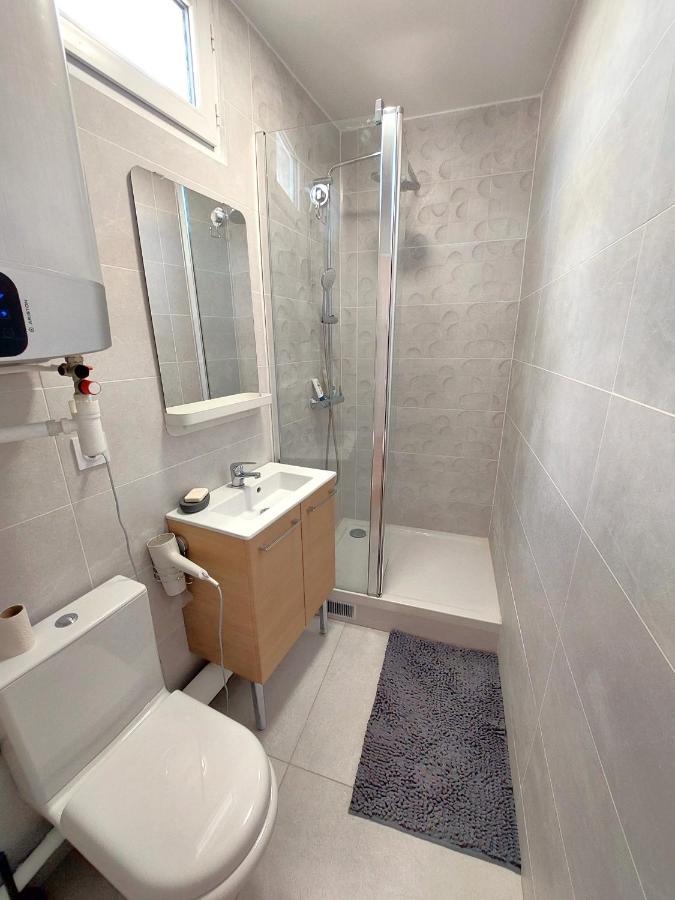 Ferienwohnung Superbe 2 Pieces Renove Et Calme Aubervilliers Exterior foto